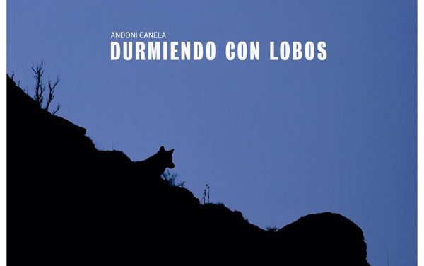 Verdegaia-Ferrol organiza a presentación en Ferrol do libro “Durmiendo con lobos”, de Andoni Canela